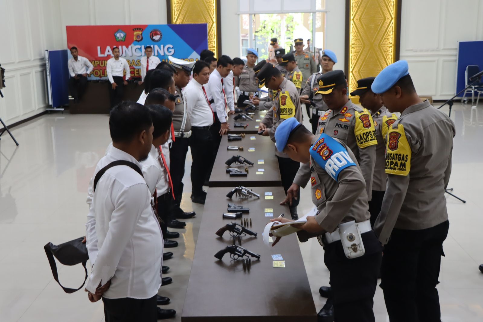 Kapolres Aceh Selatan Pimpin Pemeriksaan Senpi Dinas