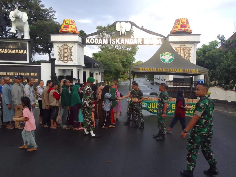 Kodam IM Gelar Program “Jumat Berkah” untuk Masyarakat