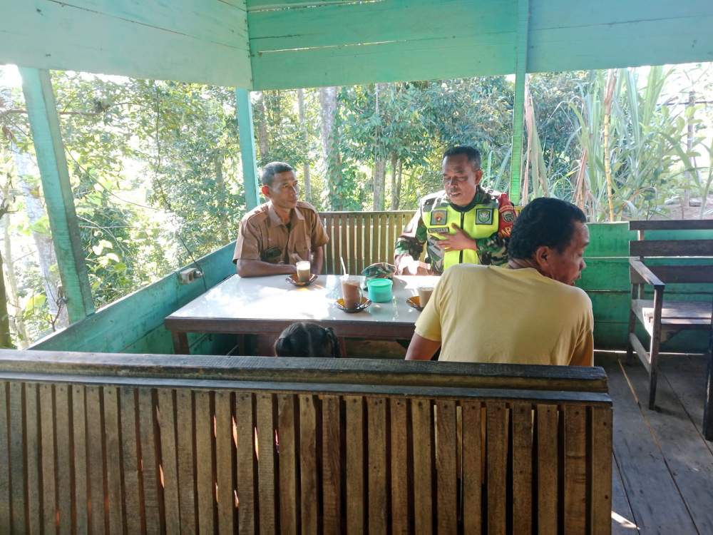 Di Musim Hujan,Melalui Komsos Babinsa Koramil 08/Rantau Ingatkan Warga Jaga Kesehatan