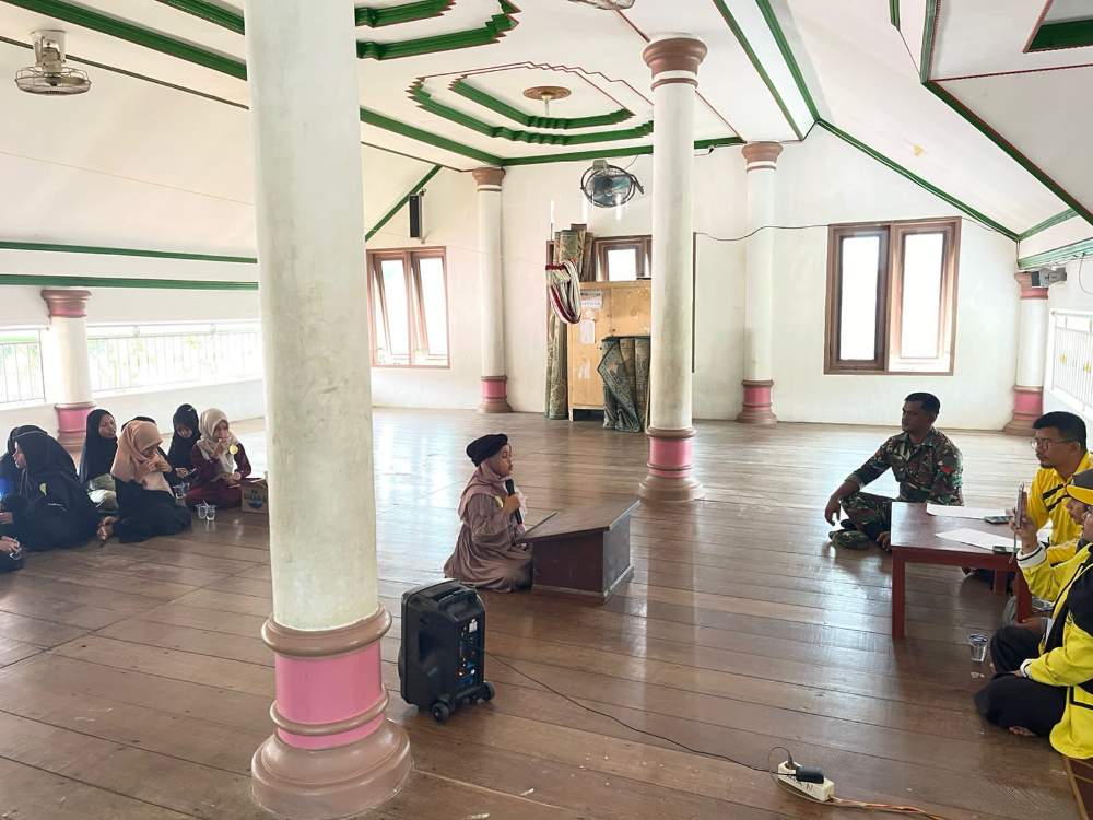 Koptu Irwan Dukung Perlombaan Tingkat Desa Bersama Tim KKN Universitas Sains Cut Nyak Dhien