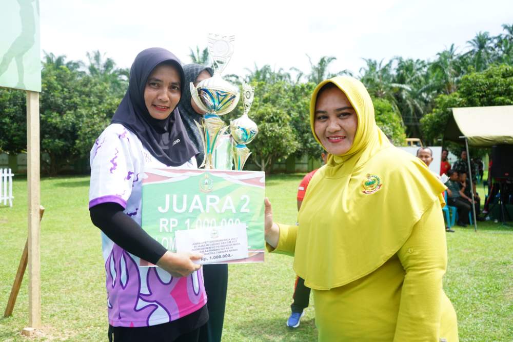 Persit KCK Ranting 6 Sabet Juara 1 Bola Voli di “HUT Ke-79 Persit KCK”