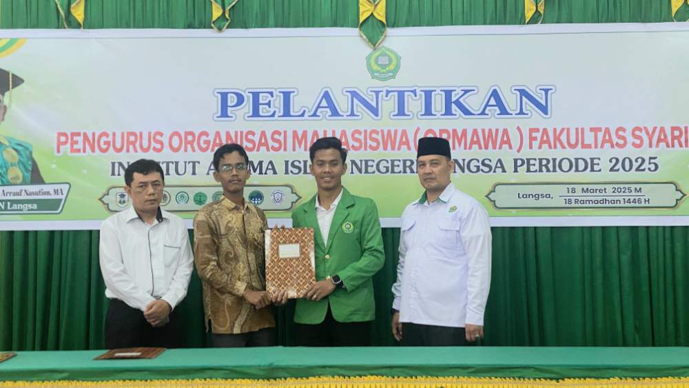 Muhammad Nur Ambia, Resmi Dilantik Sebagai Ketua DEMA Fakultas Syariah IAIN Langsa Periode 2025-2026