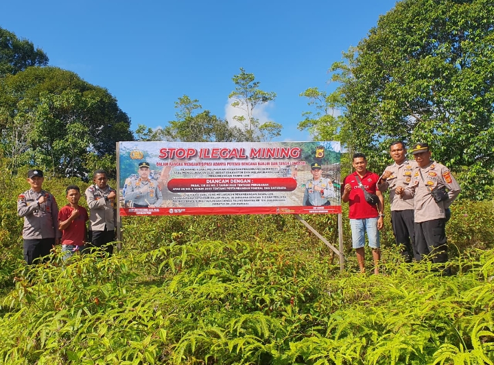 Polres Pidie Pasang Spanduk Larangan PETI di Titik Rawan Penambangan Ilegal