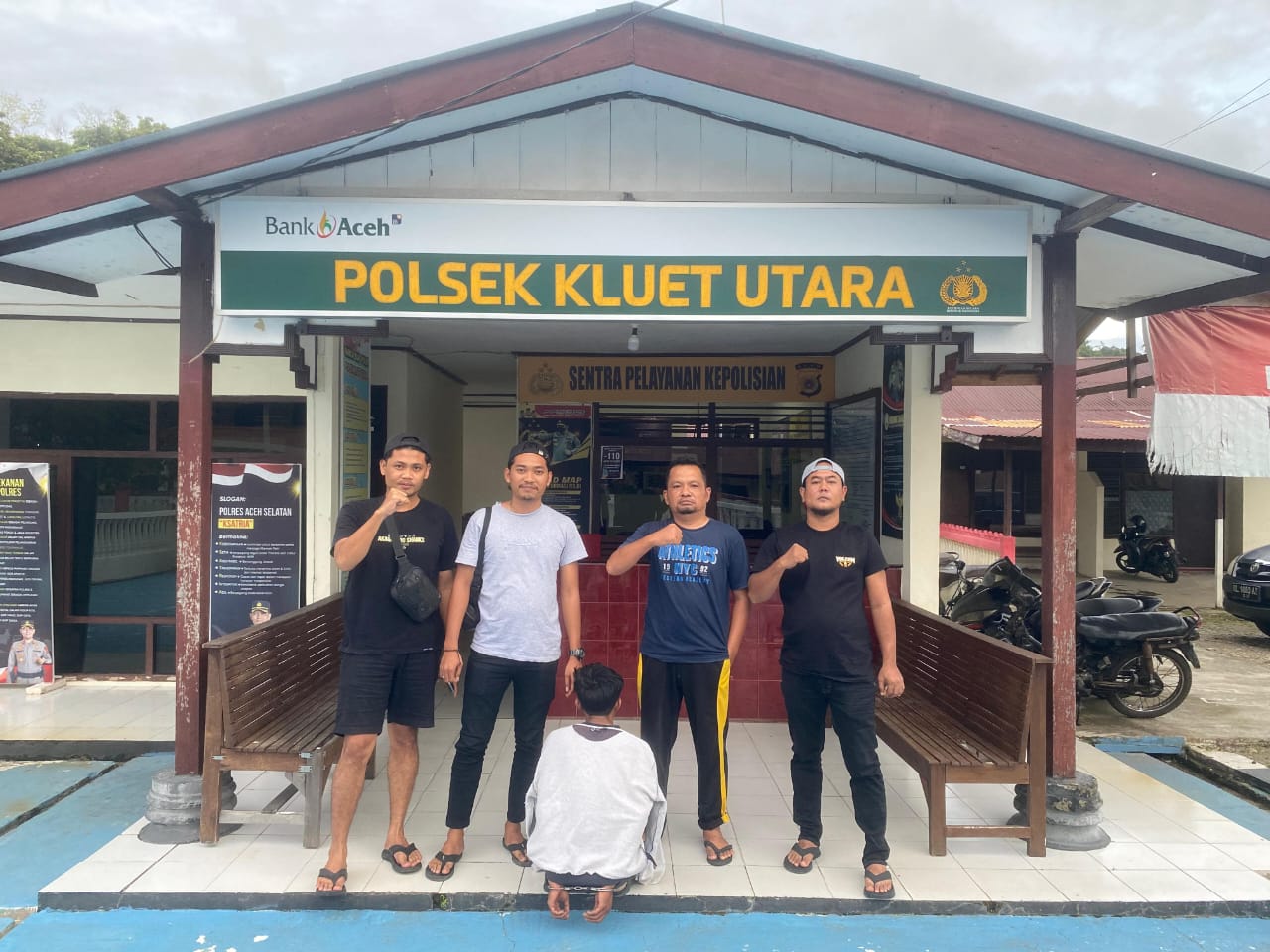 Gerak Cepat, Sat Reskrim Polres Aceh Selatan Amankan Terduga Pelaku Pencurian HP di Kluet Utara