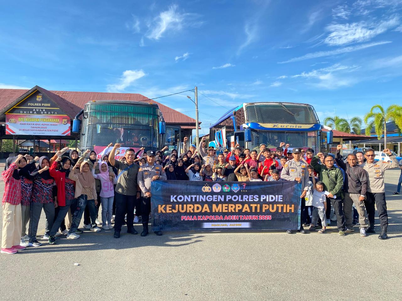 Kapolres Pidie Lepas 62 Atlet Pencak Silat Merpati Putih ke Ajang Piala Kapolda Aceh Cup 2025