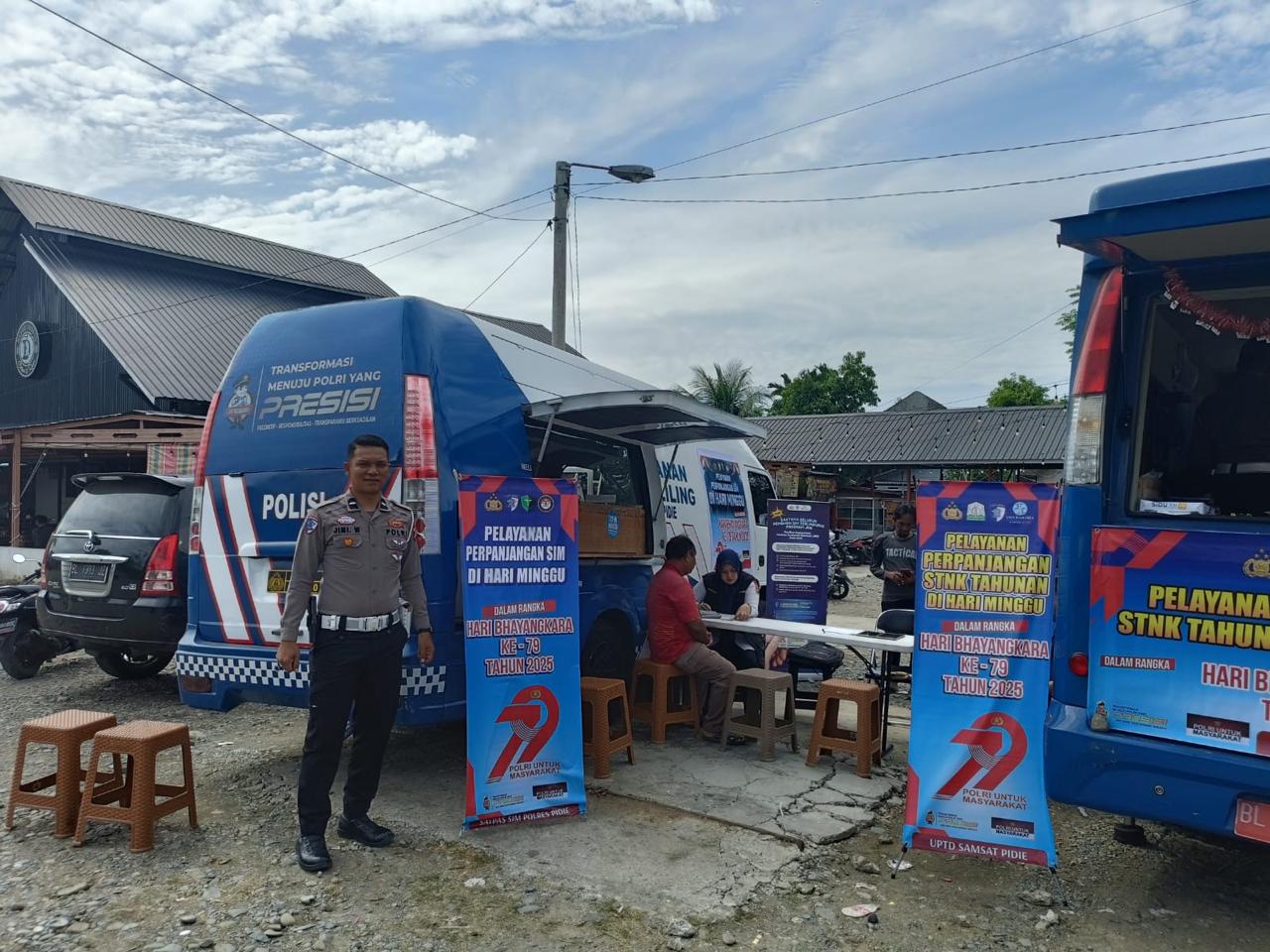 Polres Pidie Gelar Pelayanan Publik di Car Free Day dalam Rangka HUT Bhayangkara ke-79