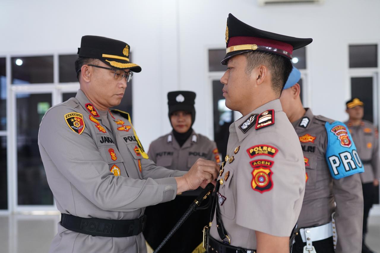 Penyerahan Jabatan Kasat Lantas Polres Pidie Dipimpin Langsung Kapolres Pidie