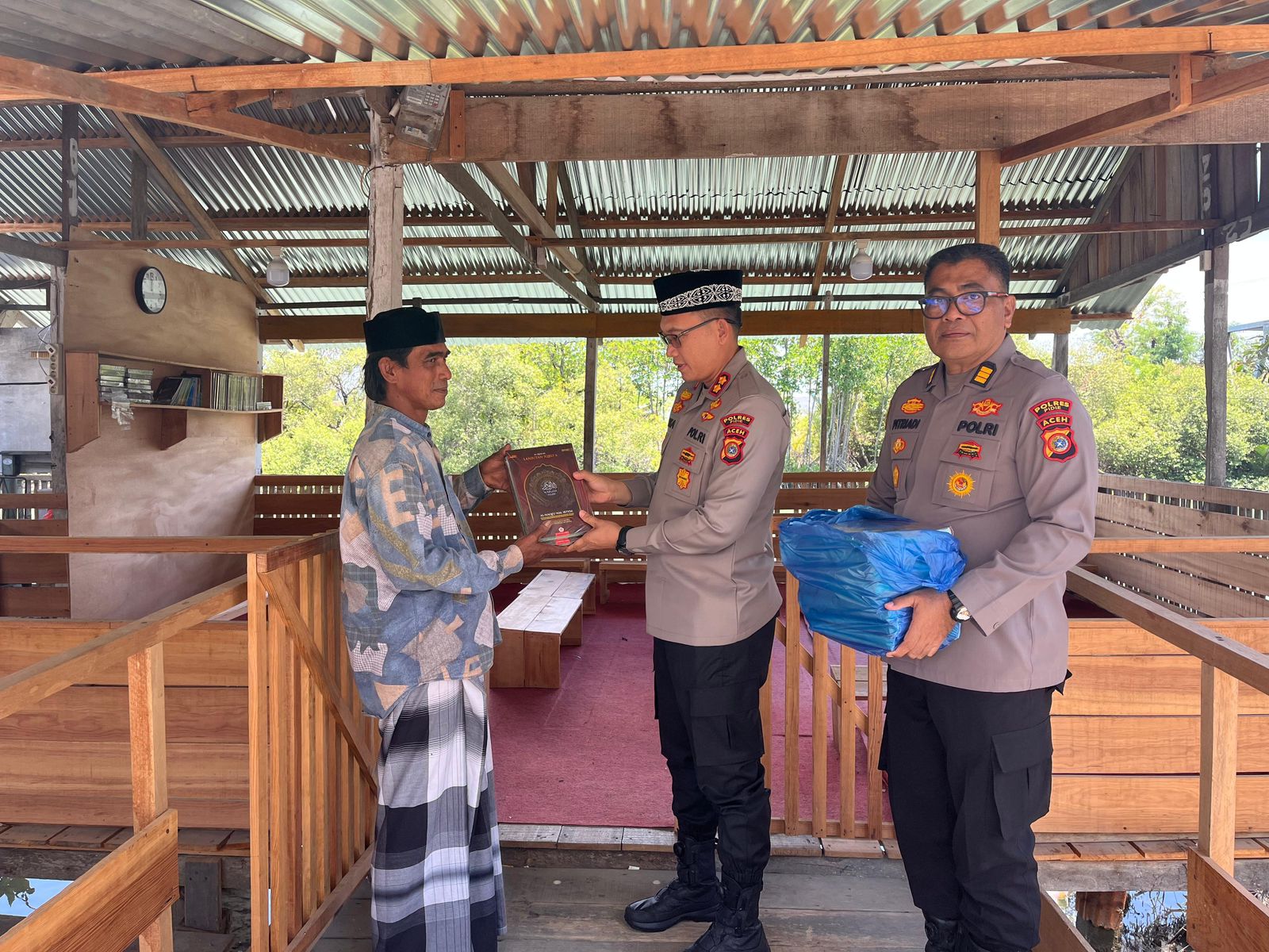 Kapolres Pidie Silaturahmi ke Balai Pengajian Zahratul Jannah Sigli