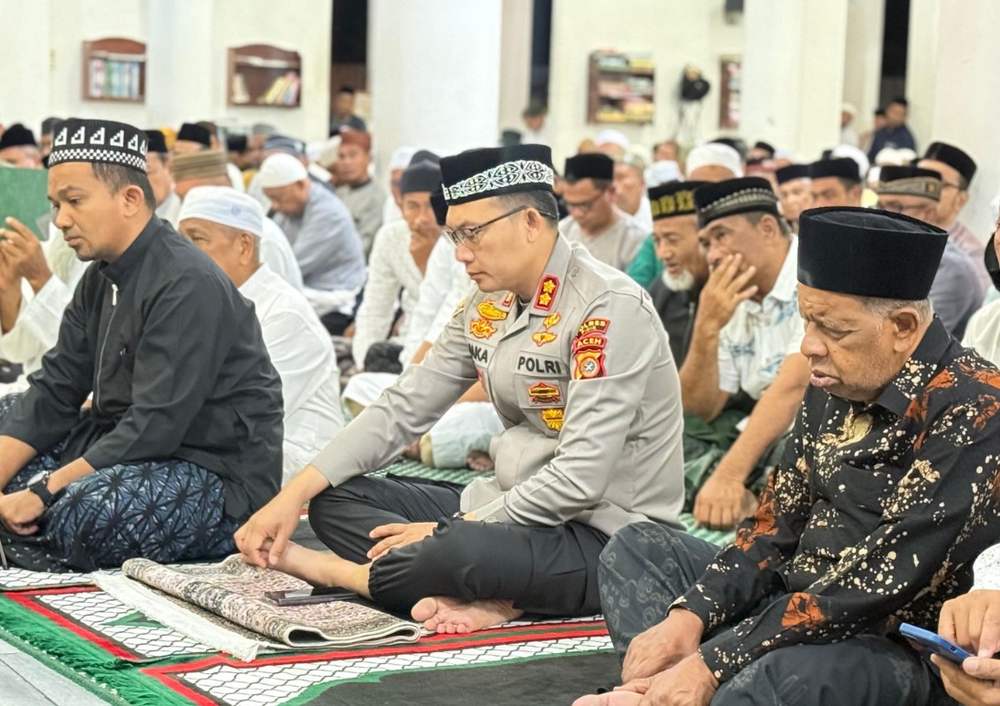 Kapolres Pidie Hadiri Maulid Akbar Safari Subuh di Mesjid Agung Al-Falah Sigli