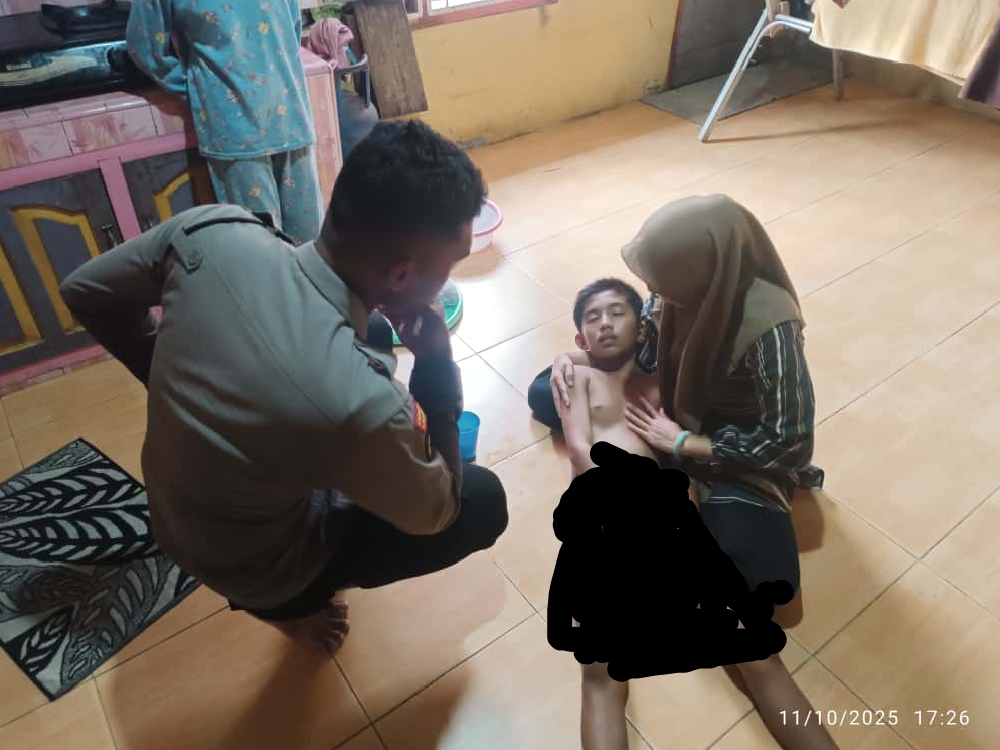 Aksi Cepat Personel Sat Samapta Polres Aceh Selatan Selamatkan Anak Tenggelam di Laut Tapaktuan
