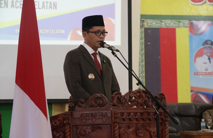 Bupati Aceh Selatan Bantah Hentikan Pembayaran Gaji Petugas Kebersihan Pasar Inpres Tapaktuan