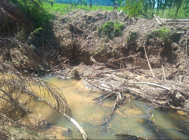 Selalu Tersumbat, Warga Kluet Timur Minta Gorong-gorong Air Sawah Liang Diganti