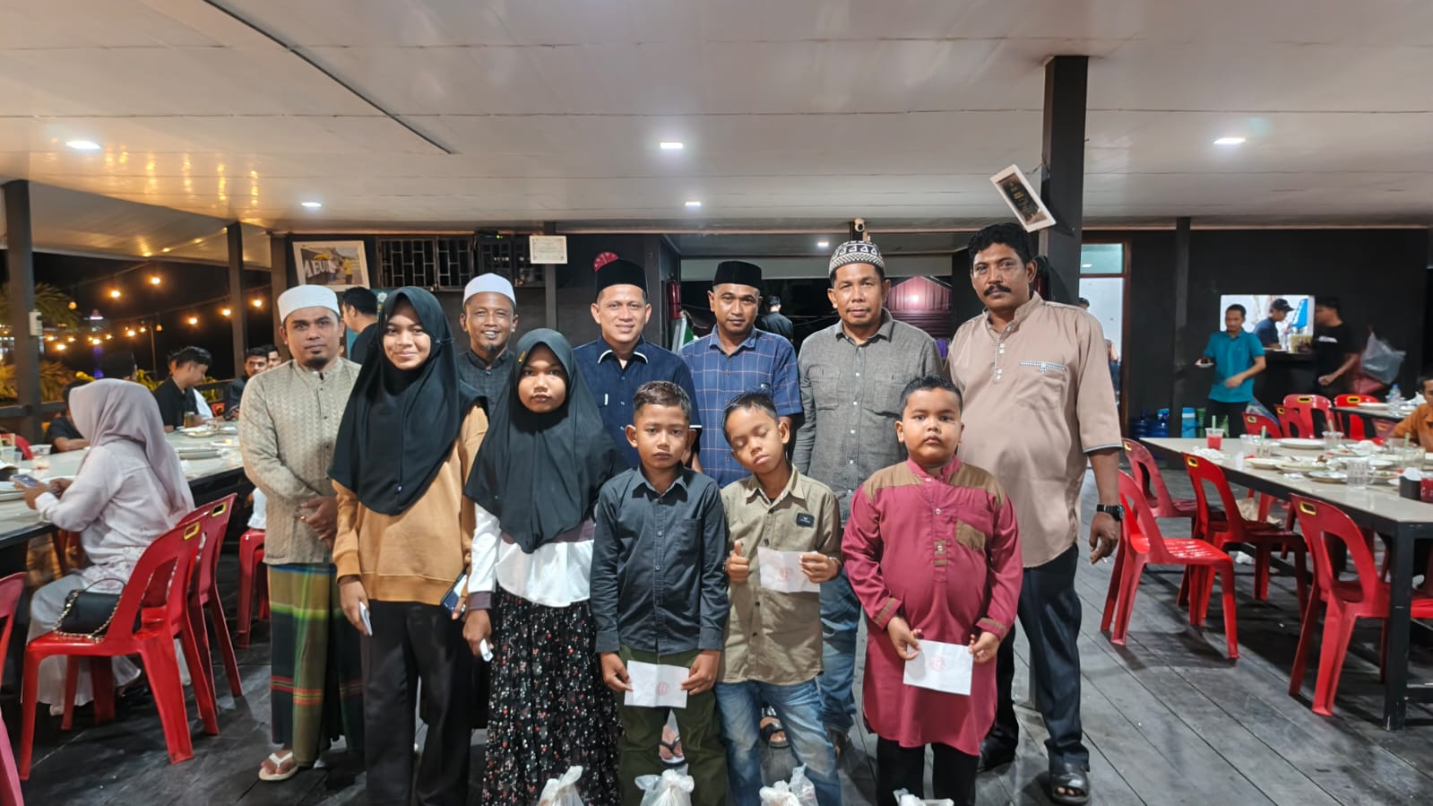 Jaringan Anak Syuhada Aceh Barat (JASA) Buka Puasa Bersama Serta Berikan Santunan Anak Yatim
