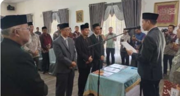Bupati Aceh Selatan Lantik Ketua dan Anggota Baitul Mal PAW